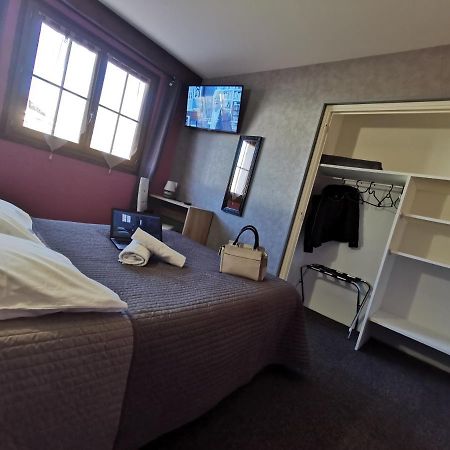 La Vieille Ferme Hotel Les Ancizes-Comps Luaran gambar