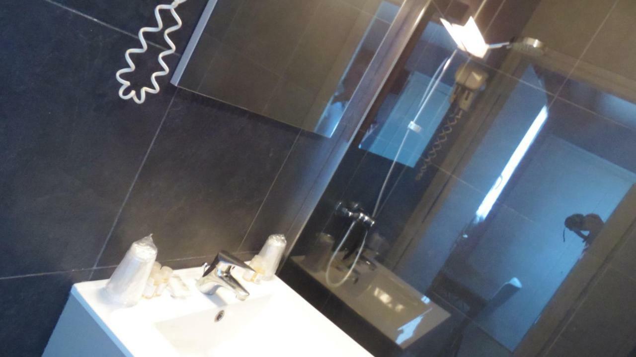 La Vieille Ferme Hotel Les Ancizes-Comps Luaran gambar