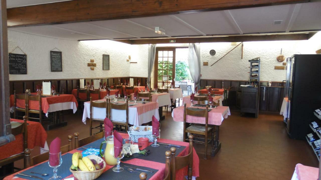 La Vieille Ferme Hotel Les Ancizes-Comps Luaran gambar