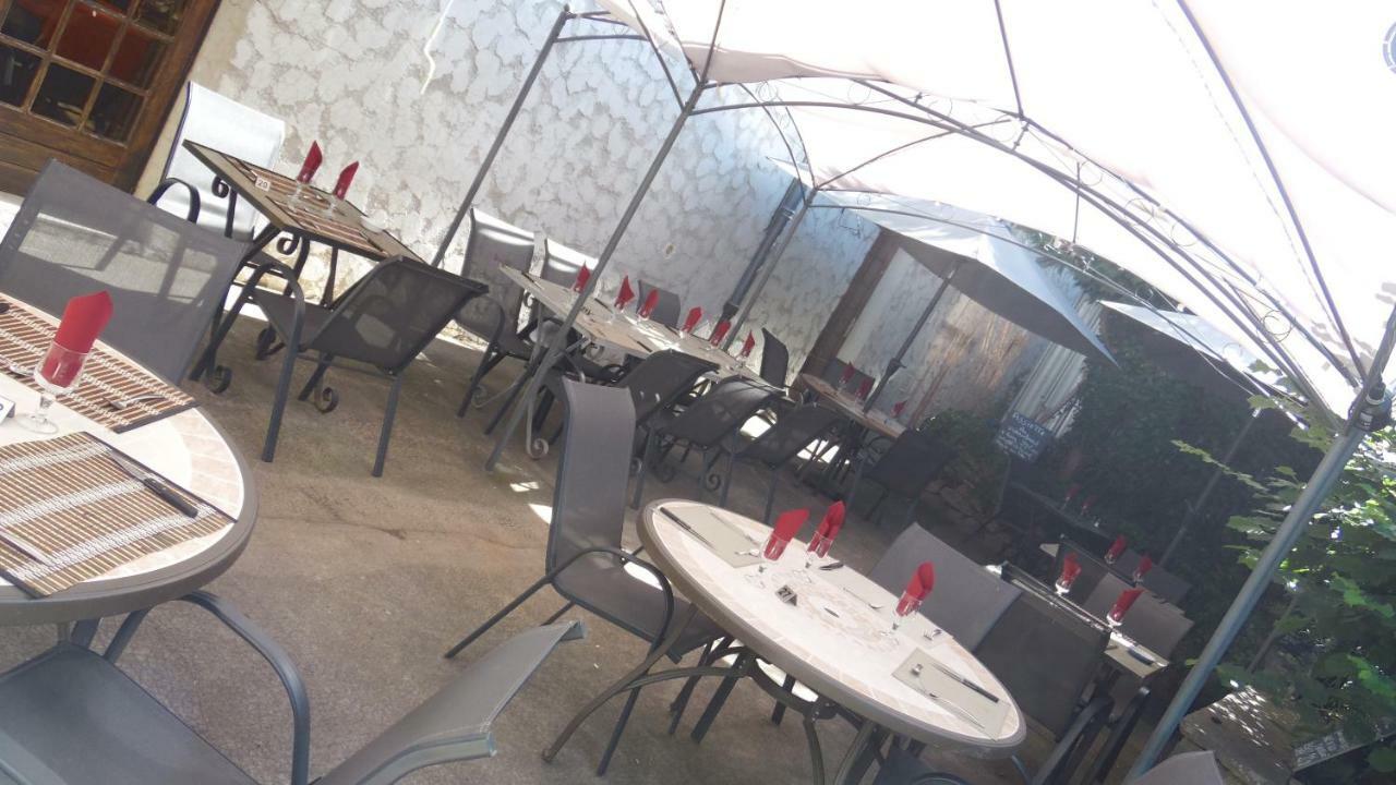 La Vieille Ferme Hotel Les Ancizes-Comps Luaran gambar