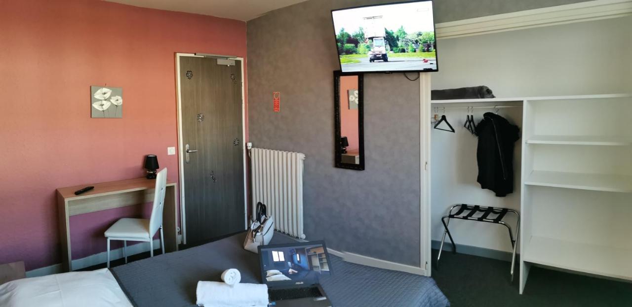 La Vieille Ferme Hotel Les Ancizes-Comps Luaran gambar