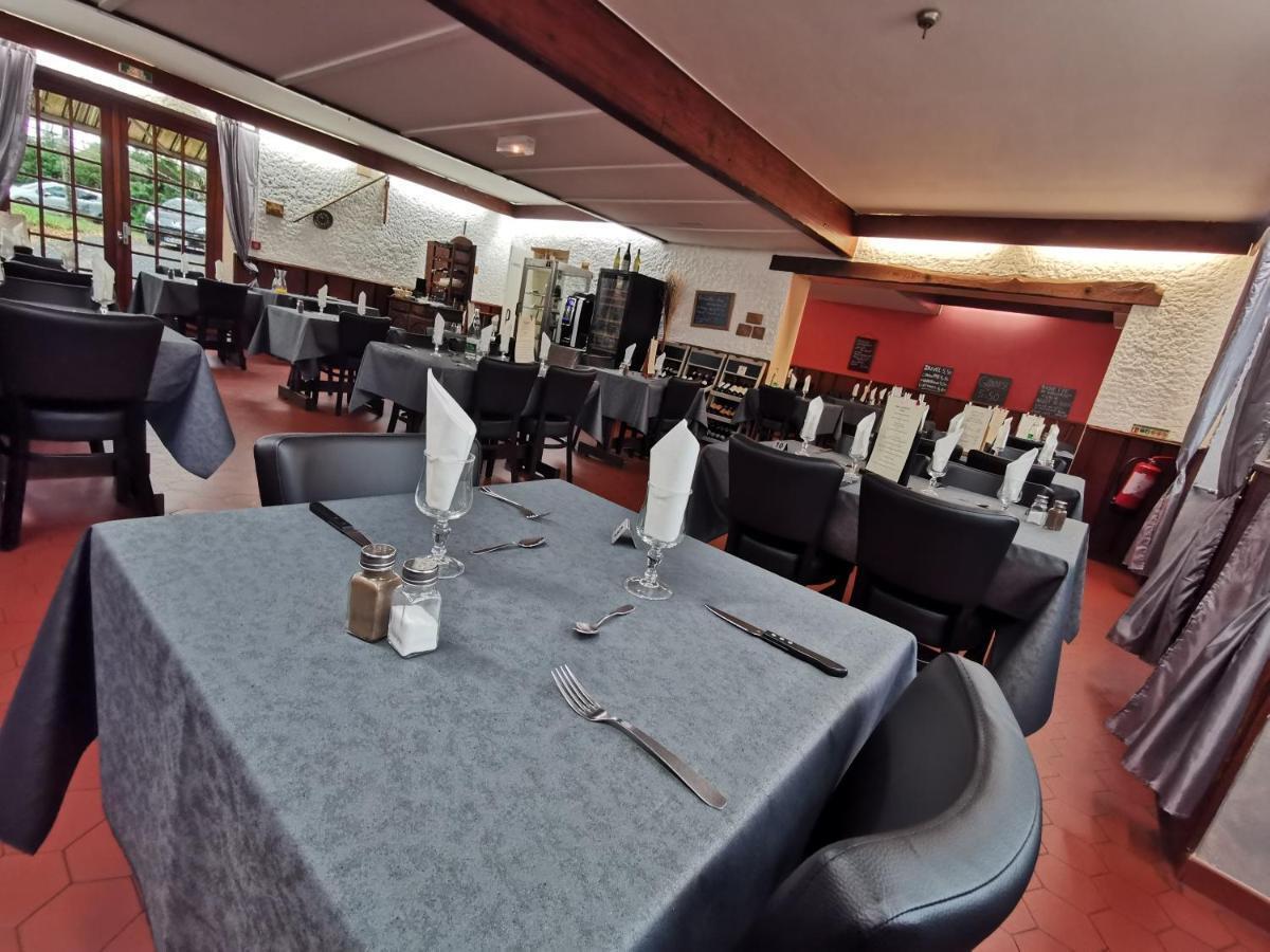 La Vieille Ferme Hotel Les Ancizes-Comps Luaran gambar