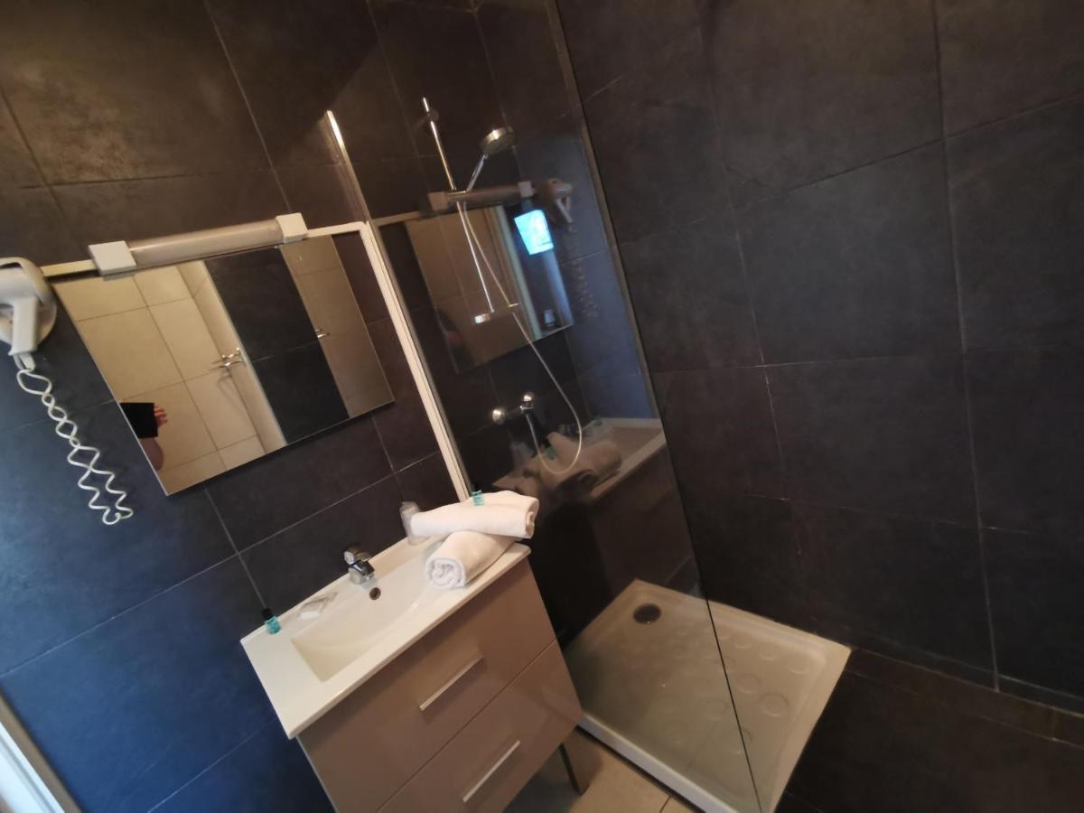 La Vieille Ferme Hotel Les Ancizes-Comps Luaran gambar