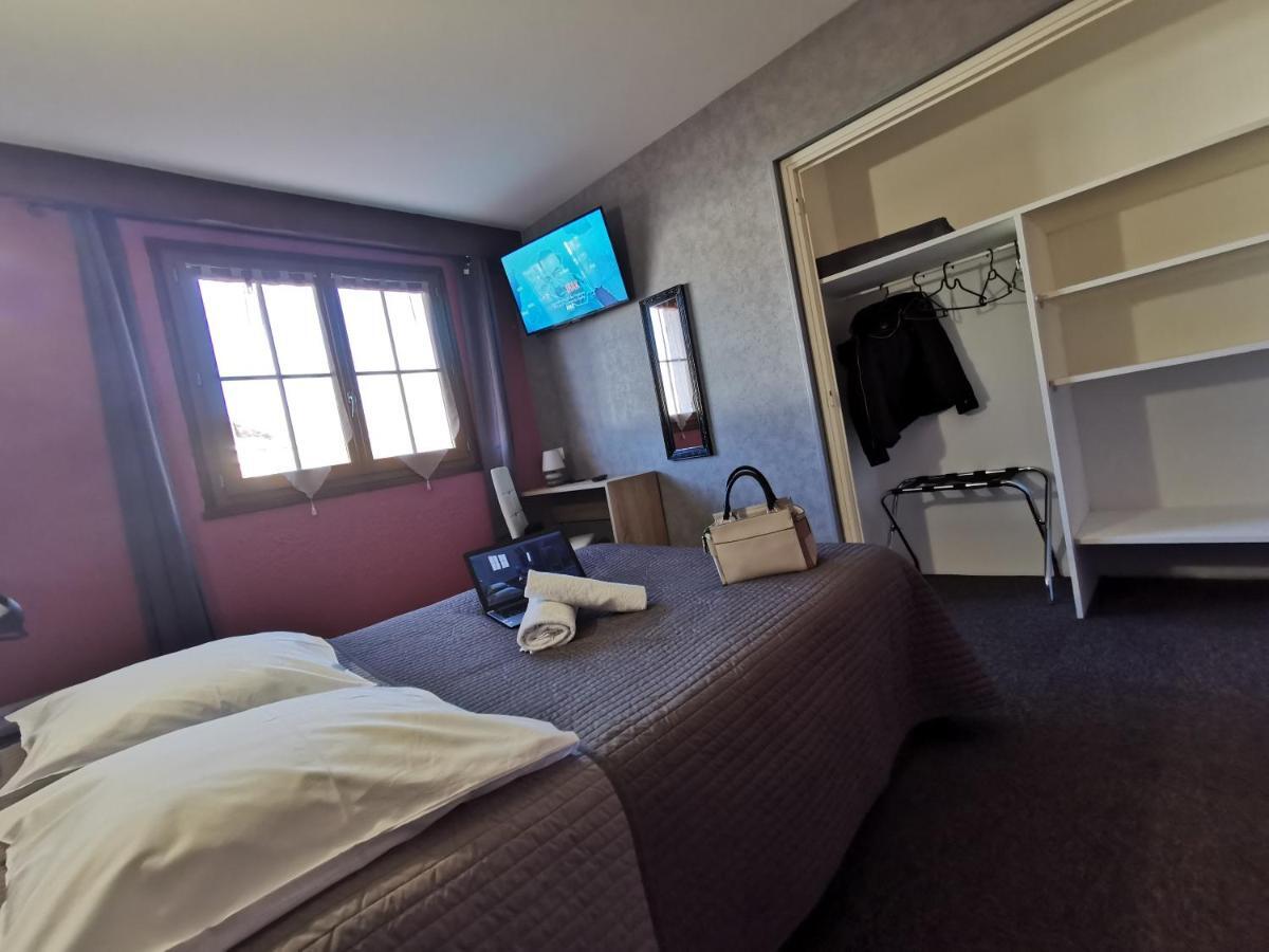 La Vieille Ferme Hotel Les Ancizes-Comps Luaran gambar