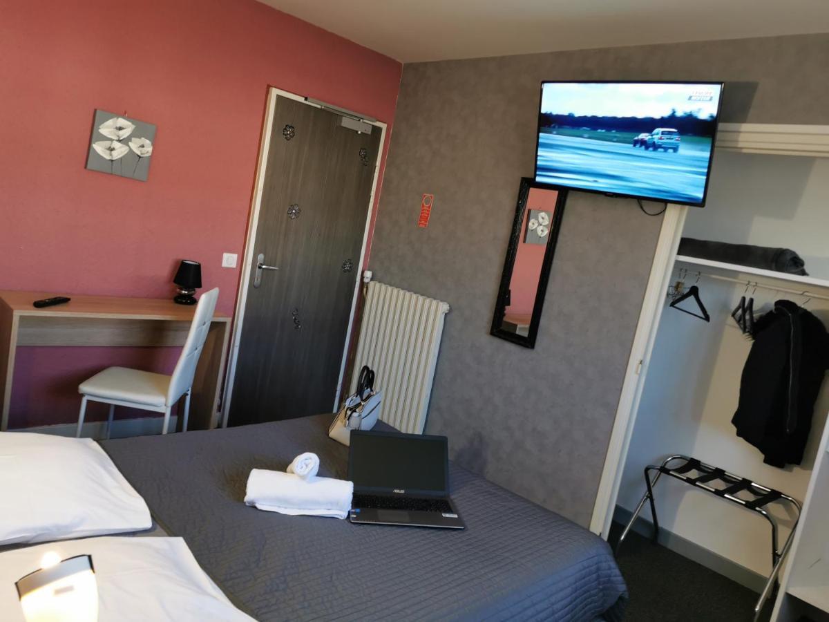 La Vieille Ferme Hotel Les Ancizes-Comps Luaran gambar